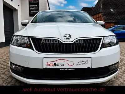 Gebraucht Skoda Rapid Cool Edition 110 PS (80 kW) 2018 Bila laser/laser white Kleinwagen