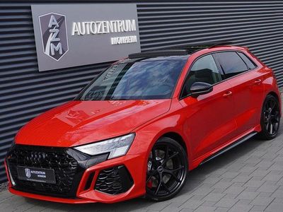 Rot Gebraucht 2022 Audi RS3 Sport Limousine | 54.990 € (Fairer Preis)