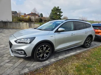 Gebraucht Ford Focus Active 150 PS (110 kW) 2019 Silber Kombi