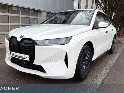 Second-hand BMW iX 300 kW (408 CP) 2025 Alb SUV