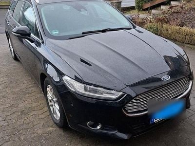 Gebraucht Ford Mondeo 150 PS (110 kW) 2015 Schwarz Kombi