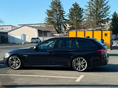 Gebraucht BMW M550 M Sport 381 PS (280 kW) 2016 Blau Limousine