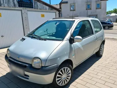 Gebraucht Renault Twingo 58 PS (42 kW) 2004 Silber Kleinwagen