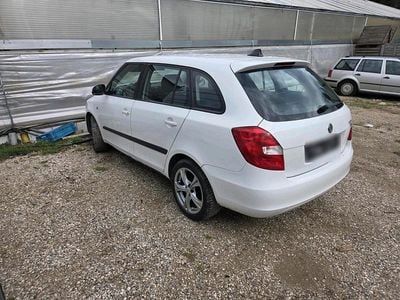 Gebraucht Skoda Fabia 86 PS (63 kW) 2010 Weiß Kombi