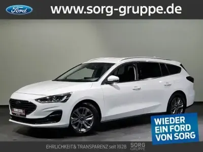 Gebraucht Ford Focus Titanium 125 PS (91 kW) 2023 Frozen white Kombi