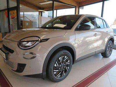 Neu Fiat 600 Business 101 PS (74 kW) 2026 Cappuccino beige SUV