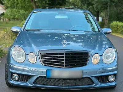 Gebraucht Mercedes E320 Avantgarde 224 PS (164 kW) 2003 Blau Limousine
