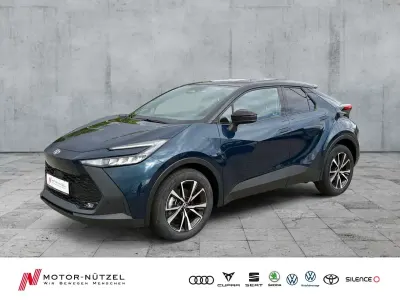 Neu Toyota C-HR Team 197 PS (144 kW) 2025 Dark teal mica metallic (785)/ SUV
