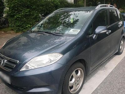 Honda FR-V