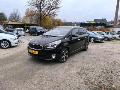 Schwarz Gebraucht 2014 Kia Carens Spirit Van / Kleinbus | 8.999 € (Etwas zu teuer)