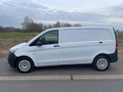 Weiß Gebraucht 2017 Mercedes Vito Van | 18.300 € (Guter Preis)