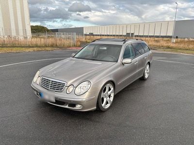 Mercedes E320
