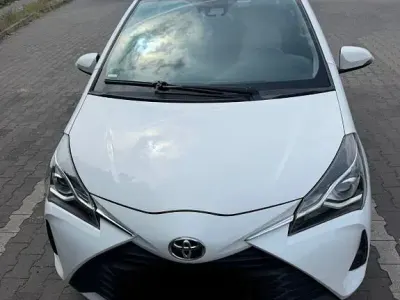 Gebraucht Toyota Yaris Comfort 72 PS (52 kW) 2019 Weiß Limousine