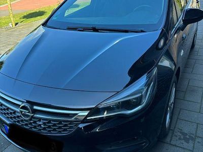 Gebraucht Opel Astra Active 110 PS (80 kW) 2017 Schwarz Kombi