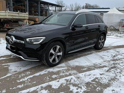 Schwarz Gebraucht 2020 Mercedes GLC300 SUV | 34.500 € (Fairer Preis)