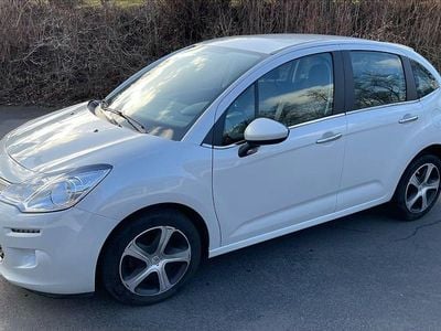 Gebraucht Citroën C3 SELECTION 82 PS (60 kW) 2016 Weiß Kleinwagen