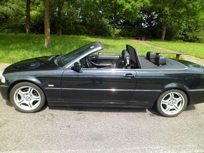 Gebraucht BMW 323 Cabriolet 170 PS (125 kW) 2000 Schwarz Cabrio