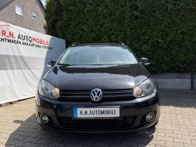 Gebraucht VW Golf VII Comfortline 105 PS (77 kW) 2013 Schwarz Kombi
