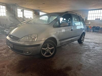 Second-hand Ford Galaxy 131 CP (96 kW) 2006 Gri Monovolum