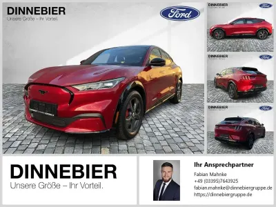 Gebraucht Ford Mustang Mach-E 258 kW (351 PS) 2022 Metallic lucid rot SUV