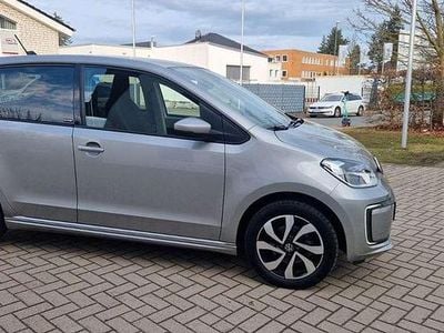 Gebraucht VW e-up! 61 kW (83 PS) 2021 Tungsten silver Kleinwagen