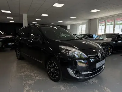 Gebraucht Renault Grand Scénic III Bose Edition 131 PS (96 kW) 2013 Schwarz Van / Kleinbus