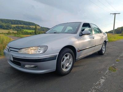 Peugeot 406