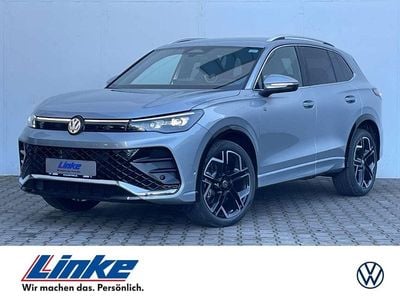 Neu VW Tiguan R-line 150 PS (110 kW) 2025 Oyster silver metallic SUV
