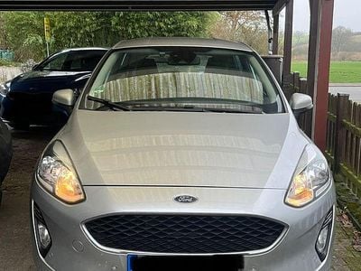 Gebraucht Ford Fiesta Cool & Connect 86 PS (63 kW) 2018 Silber Kleinwagen