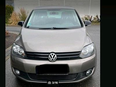 Gebraucht VW Golf VII 105 PS (77 kW) 2013 Braun Kleinwagen