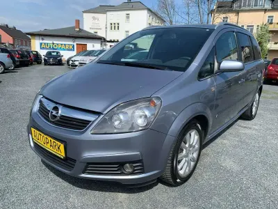 Usata Opel Zafira 140 CV (102 kW) 2005 Argento Monovolume
