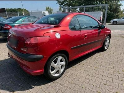 Gebraucht Peugeot 206 109 PS (80 kW) 2002 Rot Cabrio