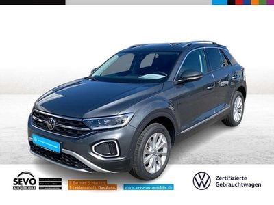 Usado VW T-Roc Style 150 HP (110 kW) 2025 Cinzento SUV
