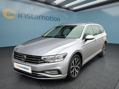 Gebraucht VW Passat 150 PS (110 kW) 2024 Silber Kombi