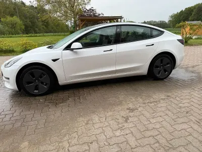 Usata Tesla Model 3 353 kW (480 CV) 2021 Bianco Berlina