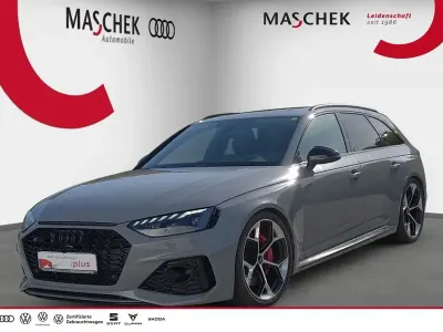 Gebraucht Audi RS4 Competition 450 PS (330 kW) 2023 Nardograu Kombi