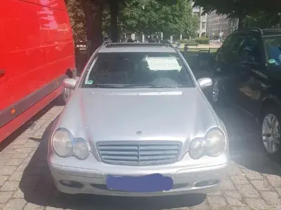 Gebraucht Mercedes C180 141 PS (103 kW) 2003 Grau Kombi
