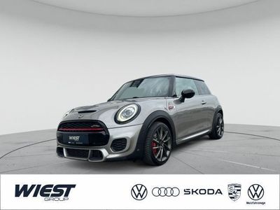 Gebraucht Mini John Cooper Works 231 PS (169 kW) 2020 Melting silver metallic Kleinwagen
