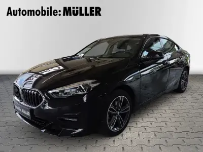 Gebraucht BMW 218 Sport Line 150 PS (110 kW) 2021 Black sapphire metallic Coupé
