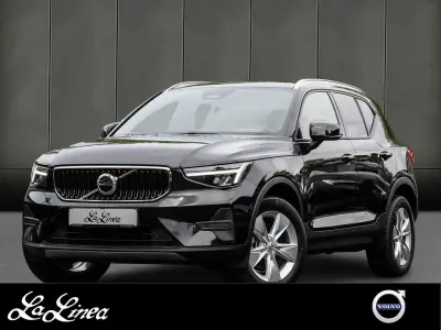 Gebraucht Volvo XC40 Core 163 PS (119 kW) 2025 Schwarz SUV