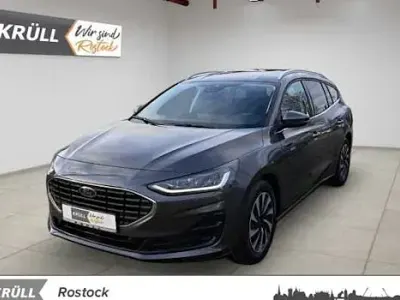 Gebraucht Ford Focus Titanium 125 PS (91 kW) 2025 Grau Kombi