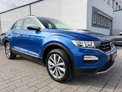 Second-hand VW T-Roc Style 116 CP (85 kW) 2019 Albastru SUV