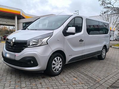 Usata Renault Trafic 145 CV (106 kW) 2018 Argento Monovolume
