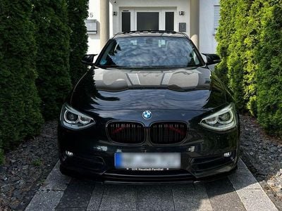 Gebraucht BMW 116 Sport Line 139 PS (102 kW) 2013 Schwarz Kleinwagen