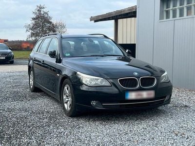 Gebraucht BMW 520 177 PS (130 kW) 2010 Schwarz Kombi