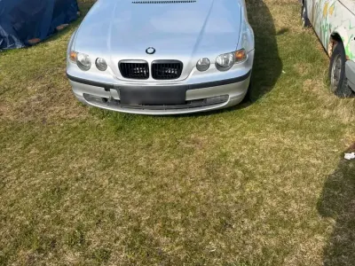 Gebraucht BMW 316 115 PS (84 kW) 2002 Grau Kombi