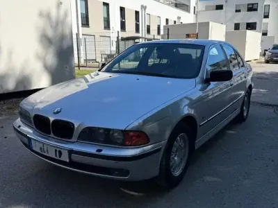 Brugt BMW 523 170 HK (125 kW) 1999 Sølv Sedan