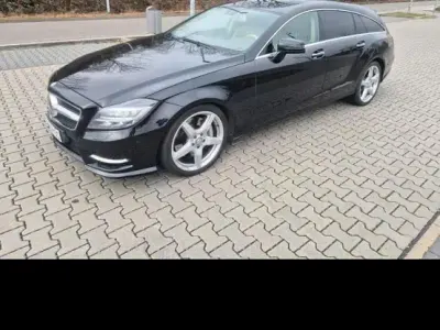Gebraucht Mercedes CLS500 Shooting Brake 408 PS (300 kW) 2013 Schwarz Kombi