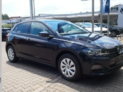 Gebraucht VW Polo Comfortline 95 PS (69 kW) 2021 Schwarz Kleinwagen