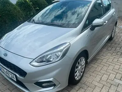 Gebraucht Ford Fiesta ST-Line 101 PS (74 kW) 2018 Silber Kleinwagen